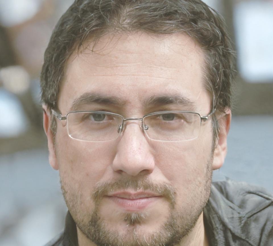 Evander Quillan, Senior Investment Analyst at aveloriptex