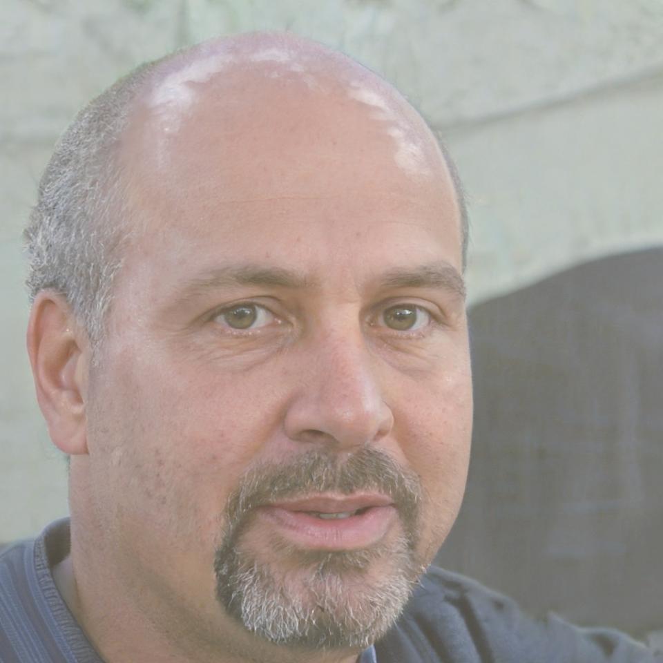 Darren Holmqvist, financial reporting specialist